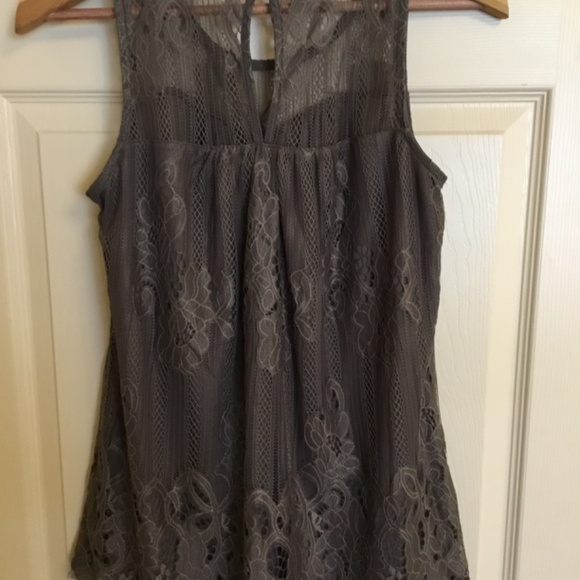 NEW! Maurice’s Sleeveless Lace Top Olive Green Tank Top Size Medium - Picture 4 of 6